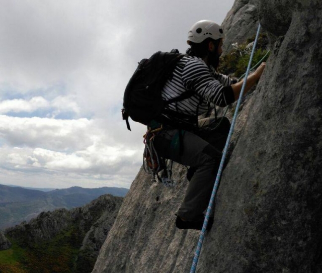  in the middle of the ascent 